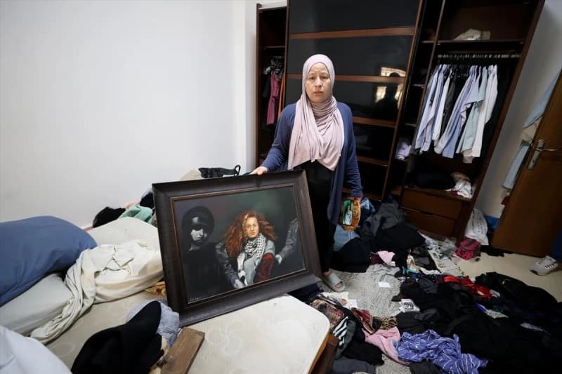 Majka uhapšene palestinske heroine Ahed Tamimi: Moja kćerka je veoma jaka, Allah nju čuva