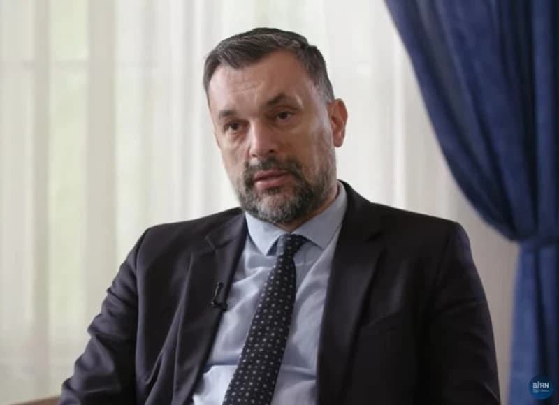 BiH ništa nije poduzela prema spornim ruskim diplomatama, na pitanje zna li čime se bave ministar kaže: "Ne"