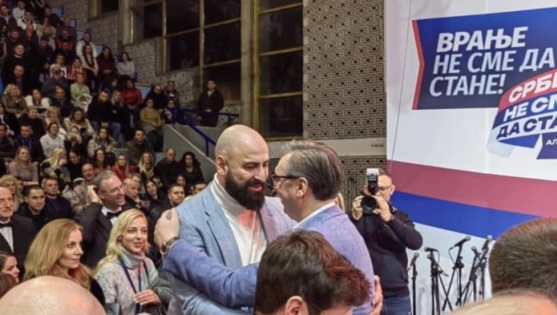 Pero Antić, Aleksandar Vučić