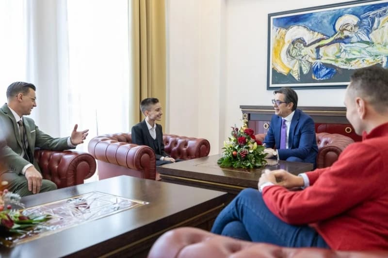Stevo Pendarovski i Ajdin Osmanović 