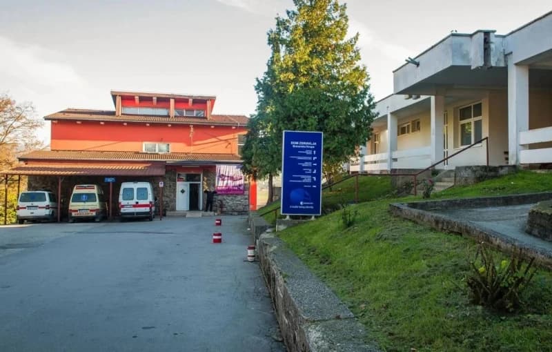 Dom zdravlja Bosanska Krupa