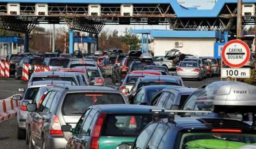 Na graničnim prijelazima zadržavanja su do 30 minuta