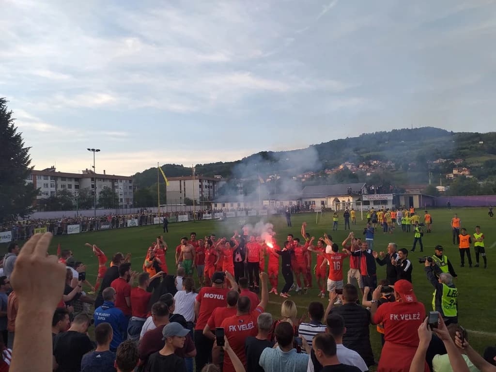 Povratak u elitu: Slavlje igrača i navijača Veleža