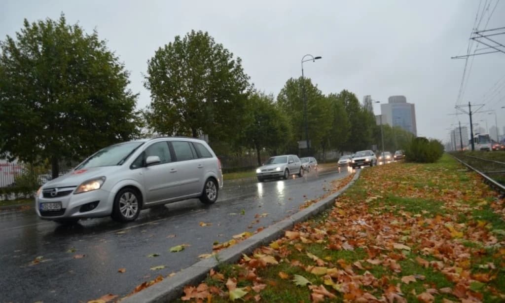 Zabranjen prijevoz eksplozivnih materija, na nekim putevima otežan saobraćaj