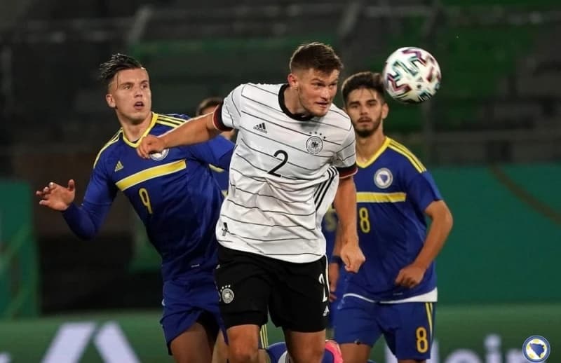 Dušan Bajević odlučio naknadno pozvati još tri fudbalera