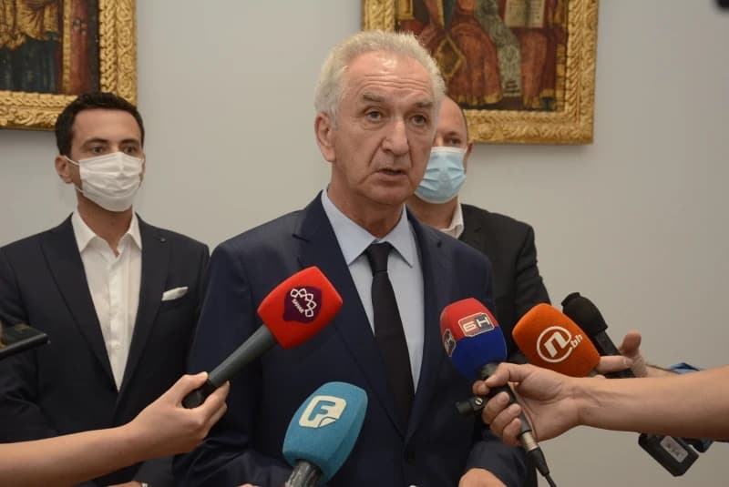 Šarović: Srušit ćemo Dodika prije izbora, pokušaj rušenja Vučića mu je greška
