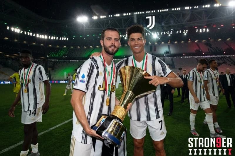 Priča se o spektakularnoj razmjeni: Miralem Pjanić se vraća u Juventus?
