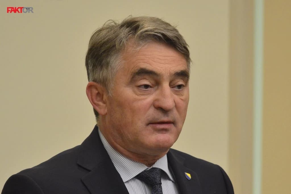 Komšić: Pregovori su farsa, Čović želi  kapitulaciju svih probosanskih i građanskih opcija