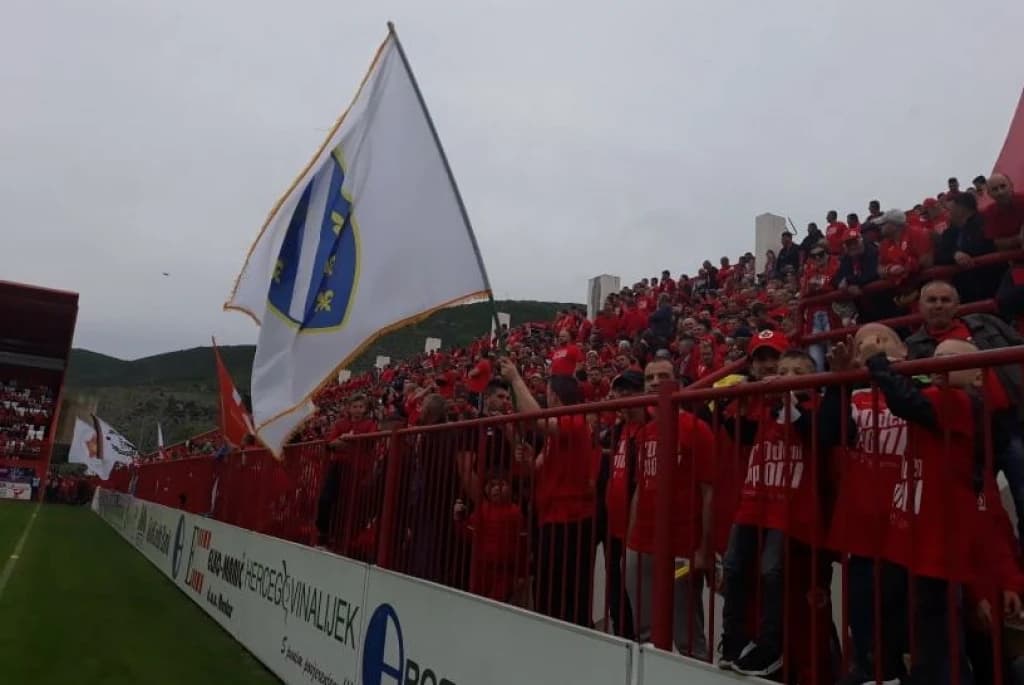 Šampionska atmosfera: Stadion "Rođeni" nikada nije bio ovako ispunjen