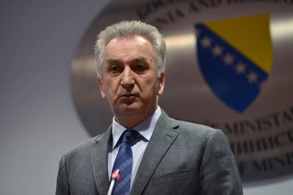 Šarović: Dodikova ponuda SDS-u je ponižavajuća