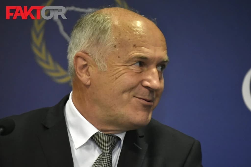 Inzko: Dodik je kukavica, ali je i prešao sve granice