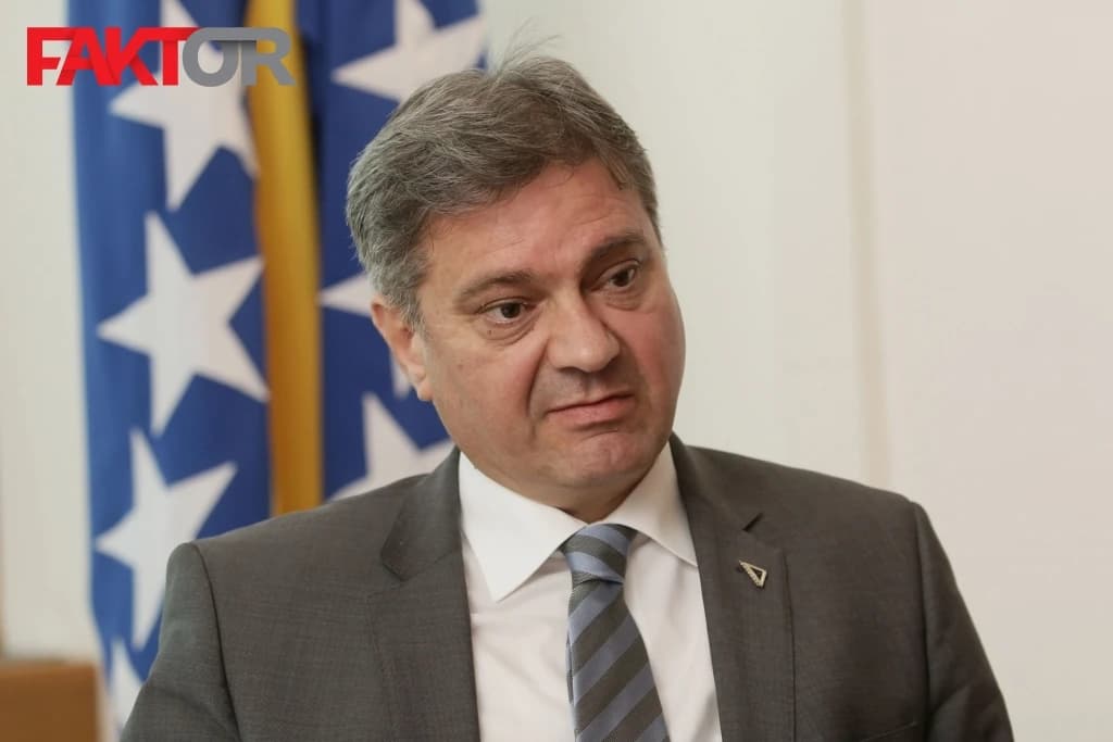 Zvizdić: Kada bi bh. entitet RS bila kompanija, morala bi proglasiti bankrot
