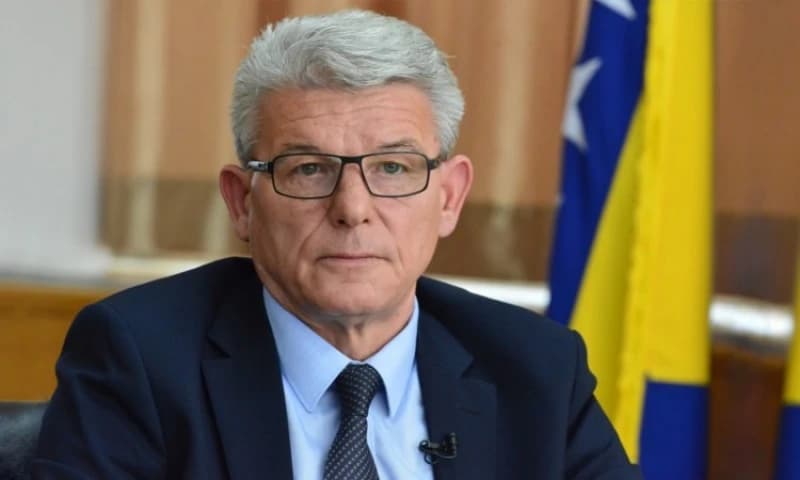 Predsjednik Italije odgovorio Džaferoviću: Duboko su me dirnule fotografije Vijećnice