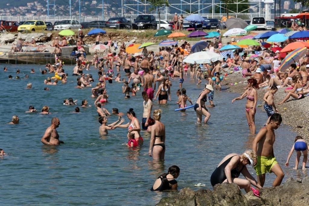 Drastičan pad cijena smještaja na Jadranu: Kuća s bazenom za 48 eura