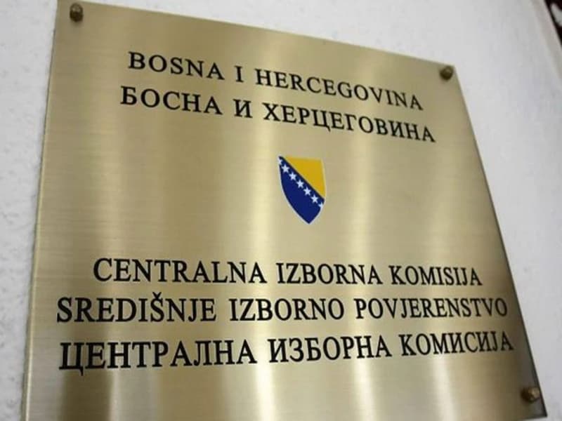 CIK: Pozitivni na COVID-19 moći će glasati, sutra počinje štampanje glasačkih listića