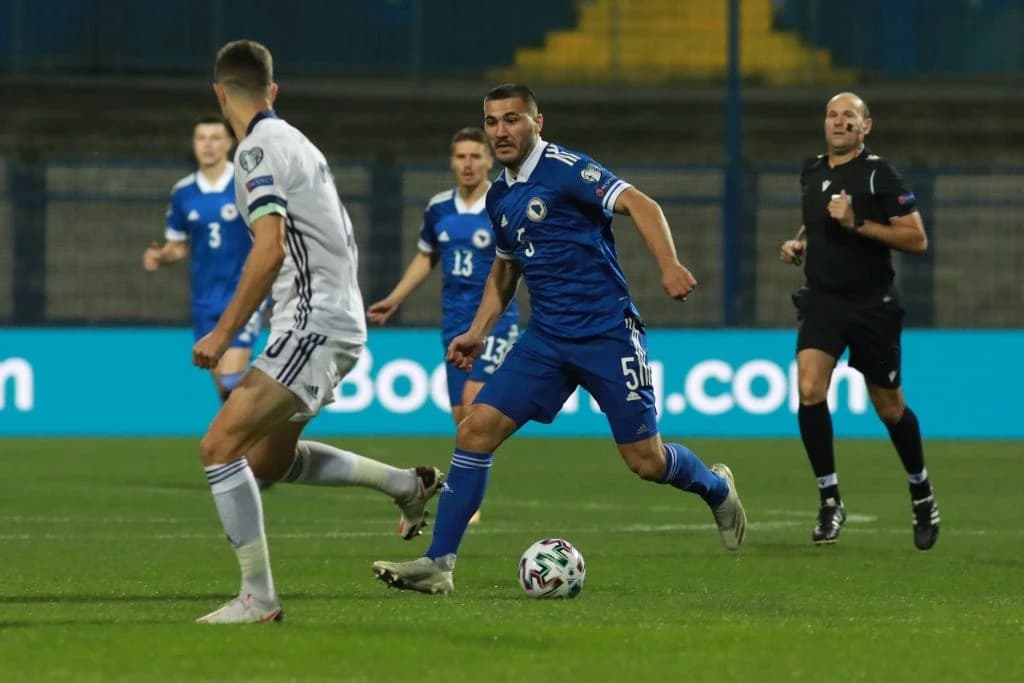 Kolašinac se odrekao velikog dijela plaće