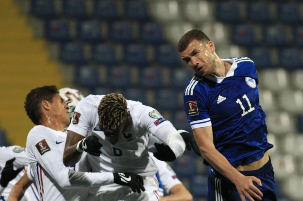 Više od tri gola po meču, Mitrović prvi strijelac