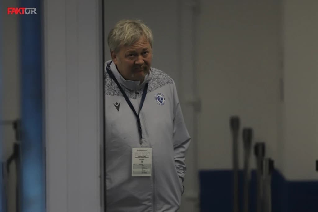 Osimova reakcija: Misliš da su i "bogovi fudbala" protiv tebe