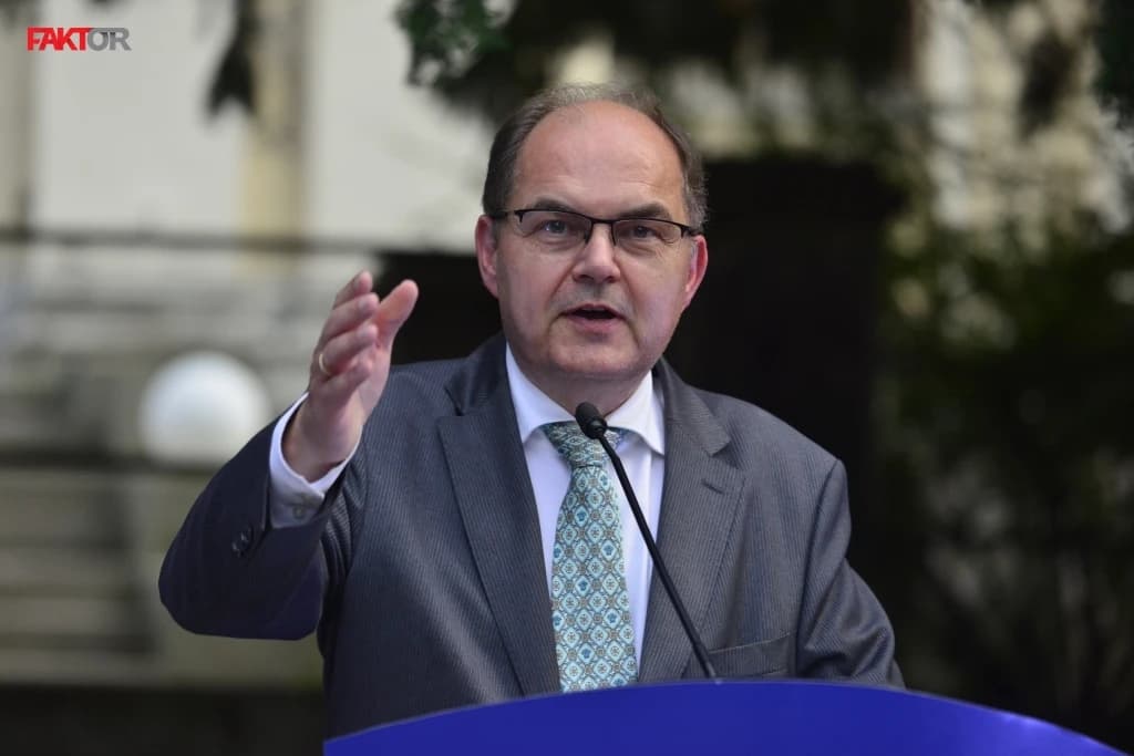 Schmidt: Srbi će se vratiti u institucije BiH, odluke Ustavnog suda trebaju se poštovati