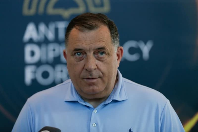 Dodik: Spreman sam na sastanak s Izetbegovićem i Čovićem, ali bez stranaca