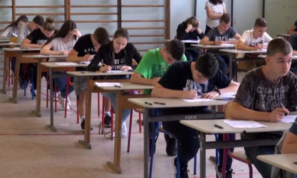 Učenici će biti podijeljeni u četiri grupe, da bi bila smanjena mogućnost prepisivanja
