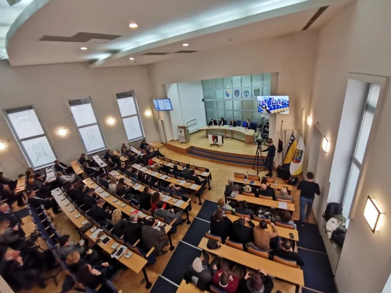 Zaključak Skupštine KS: Dom naroda FBiH da povuče izmjene Zakona o pripadnosti javnih prihoda