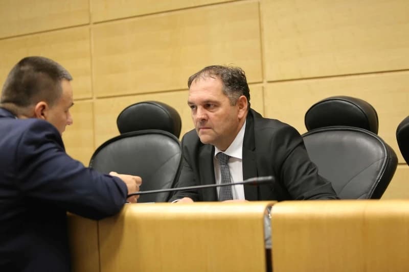Oglasili se HDZ-ovi delegati u Parlamentu FBiH: OHR i međunarodna zajednica ne smiju podleći pritiscima