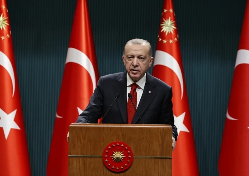 Erdogan: Turska vodi globalne odnose, a ne mijenja svoju osu
