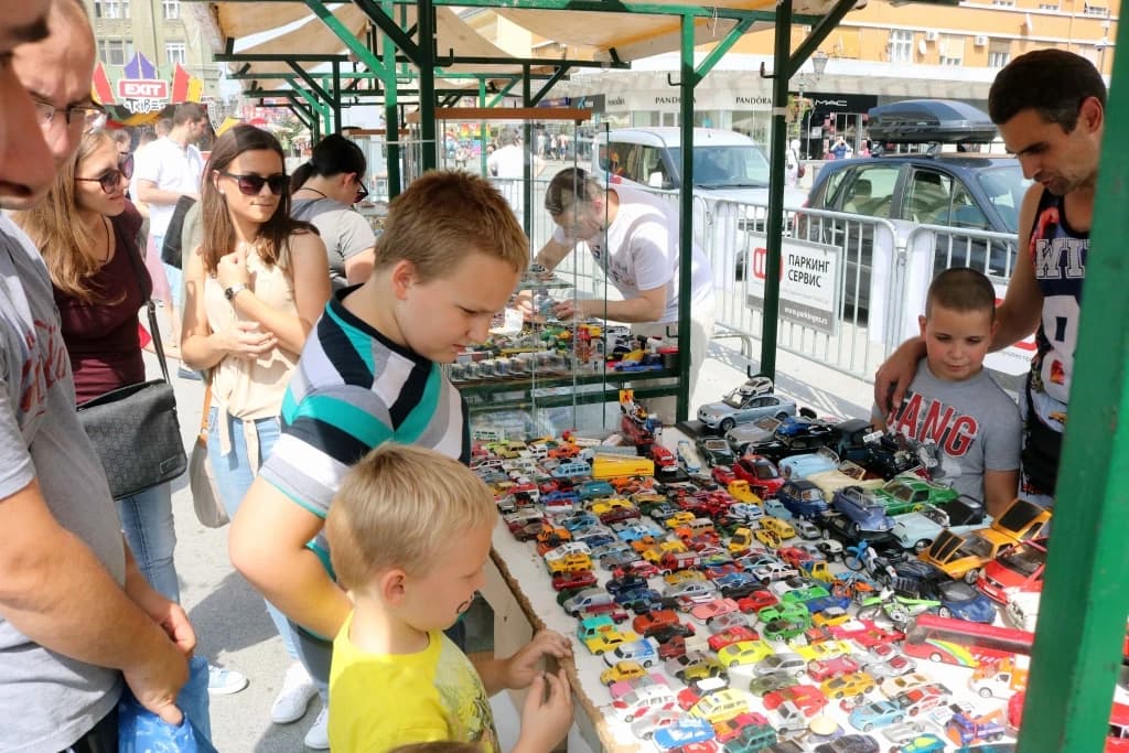 automobili mali