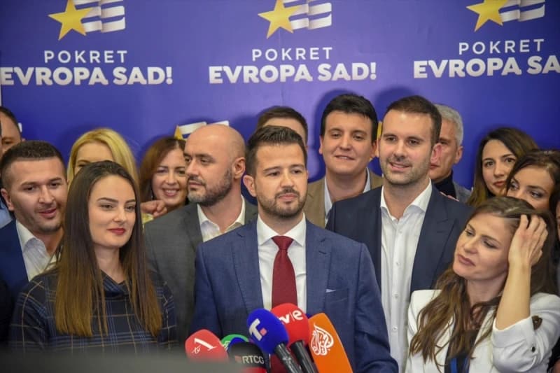 Ko je Jakov Milatović: Student generacije, stipendista Evropske komisije, američke, britanske i austrijske vlade