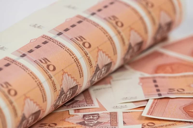 Štednja premašila kredite u Bosni i Hercegovini