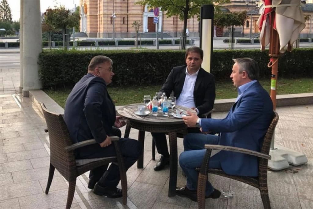 Zajedničkom jutarnjom kafom Ivanić, Govedarica i Borenović su najavili pobjedu