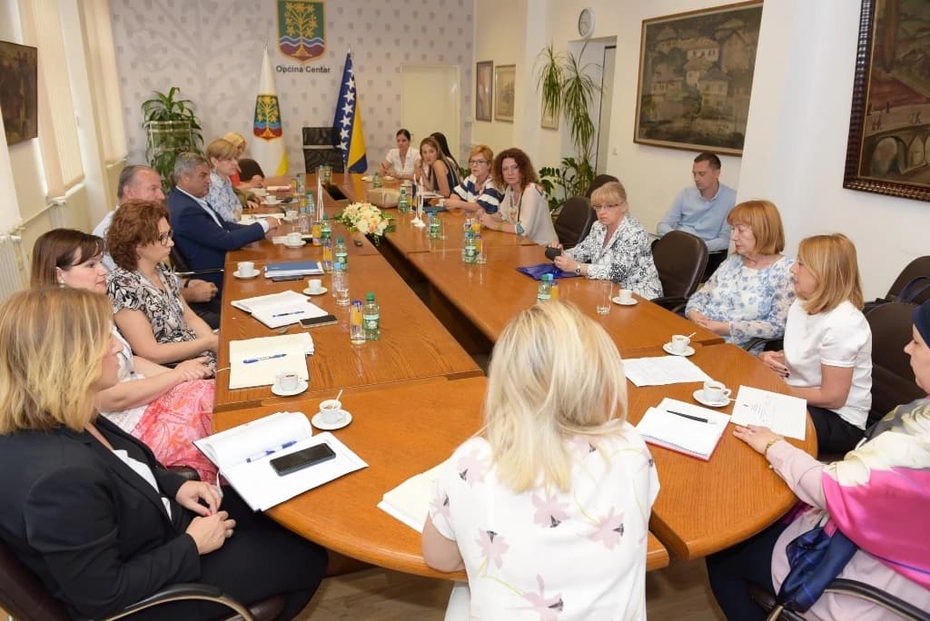 Načelnik Ajnadžić želi uz pomoć Vlade KS riješiti pitanje smještaja "sigurne kuće"