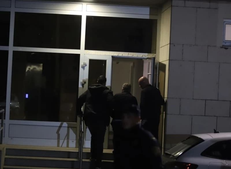Elvis Ćustendil predat Tužilaštvu TK