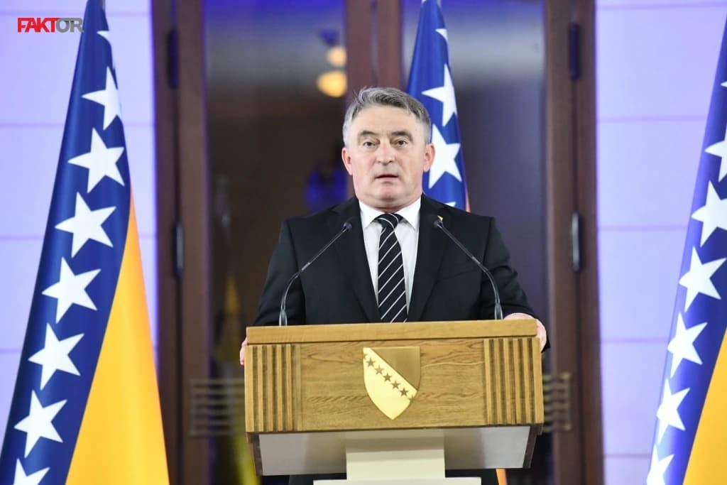 Komšić u Vijećnici: Dok separatisti čekaju pogodan trenutak za neki novi napad na BiH - ova država ipak jača