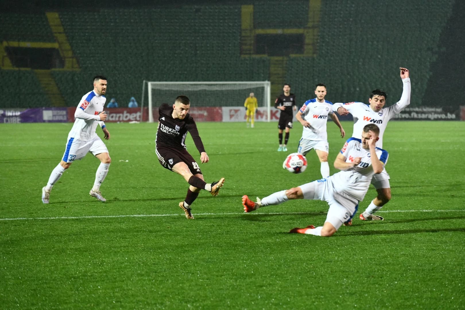 Dva gola Amara Beganovića