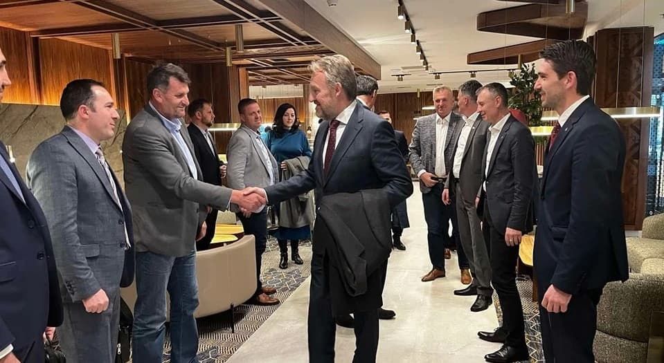 Bakir Izetbegović u Visokom