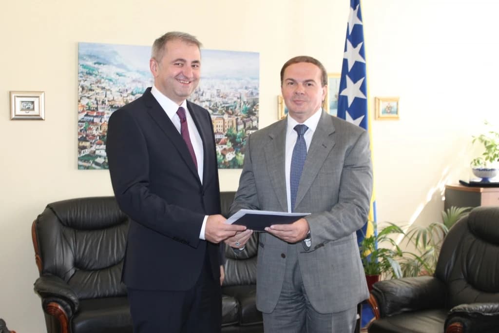 Novi hrvatski ambasador u BiH predao akreditive