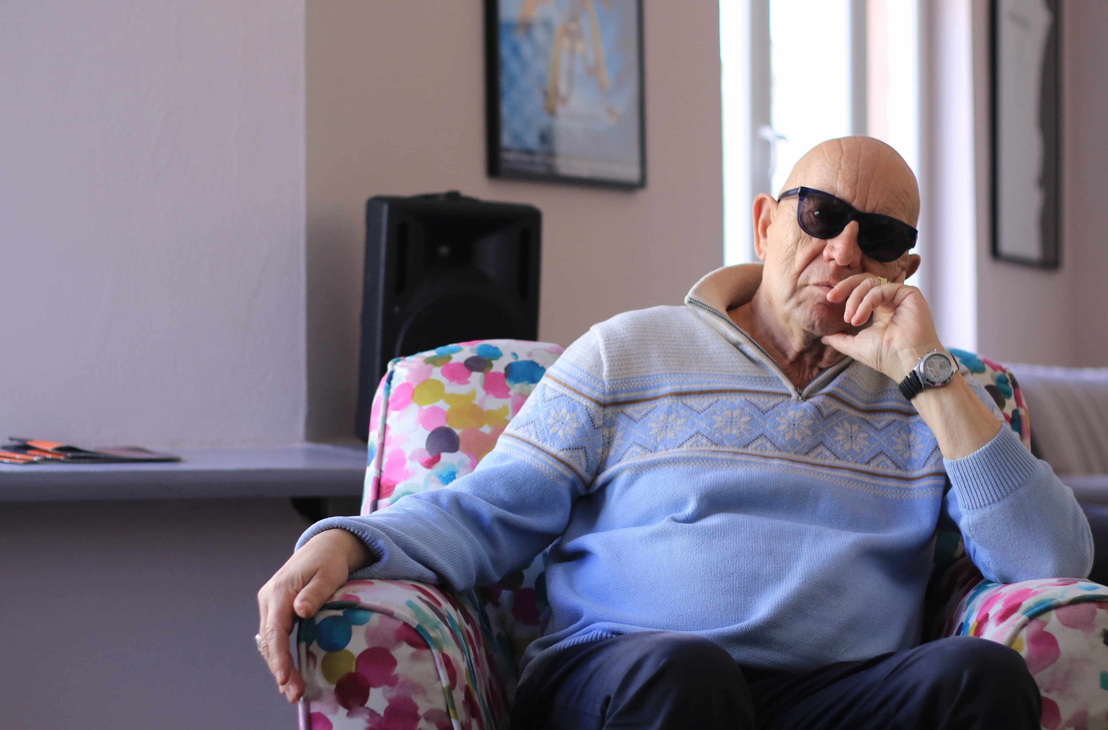 Paolo Magelli rođen je u Pratu, u središtu Toscane