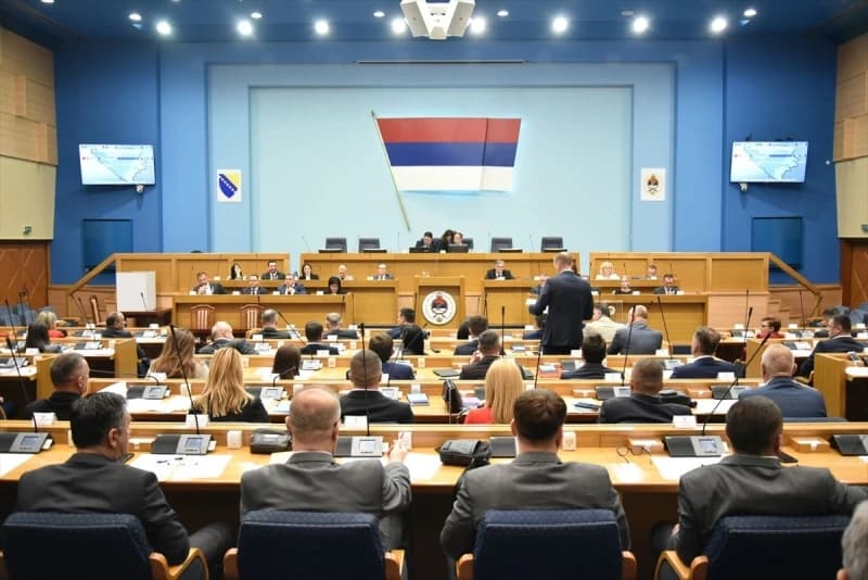 Nacrt usvojen nakon ponoći