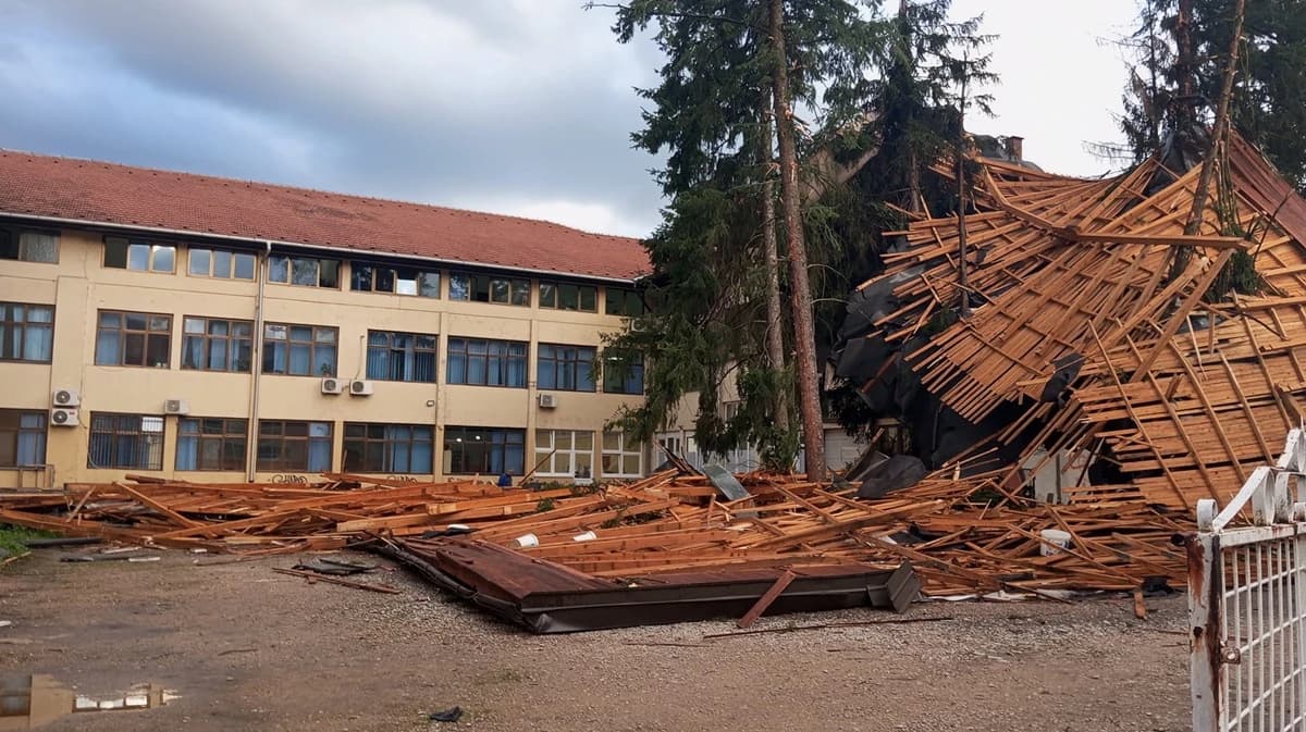gimnazija-gracanica-krov1