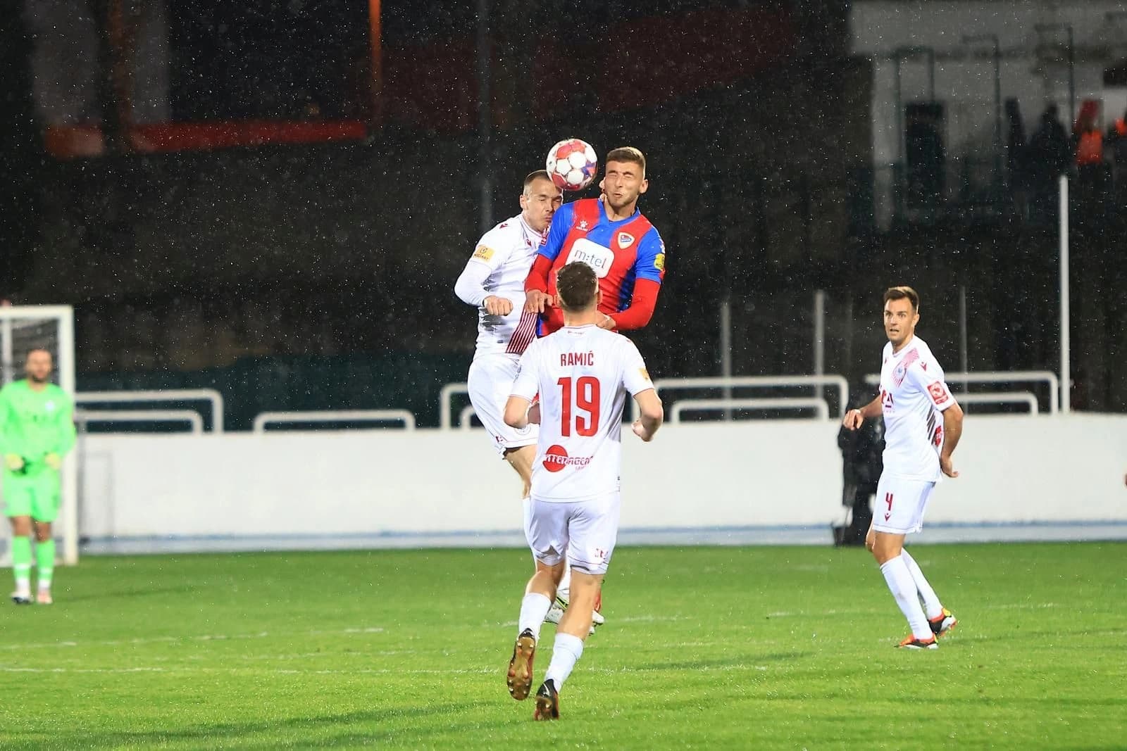Borba za šampionski pehar i dalje otvorena