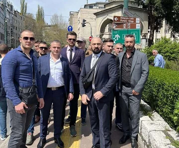 Ramo Isak i sinovi