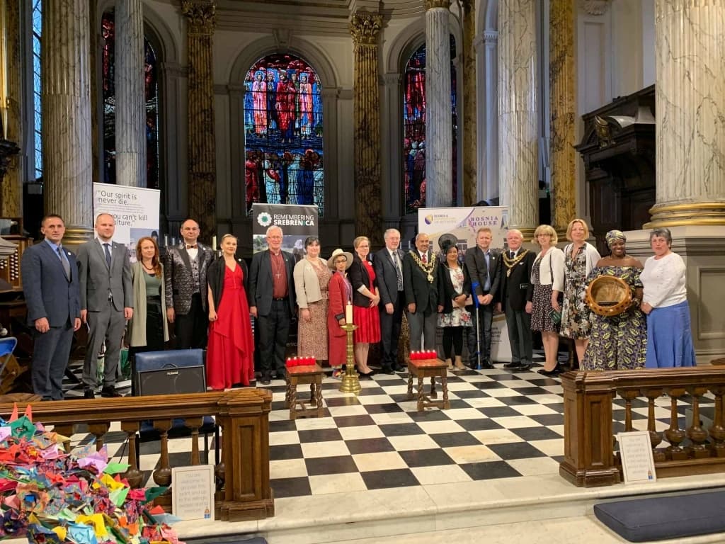 U Birminghamu odata počast žrtvama genocida u Srebrenici