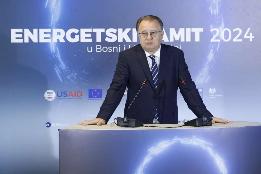 Nermin Nikšić
