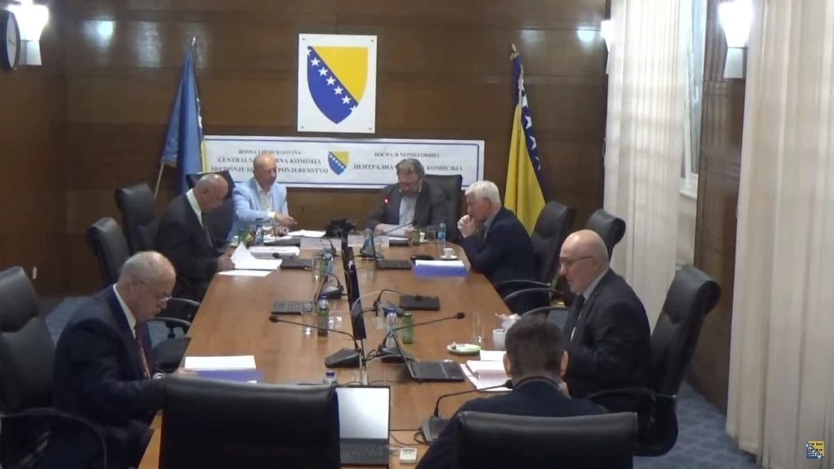 S današnje sjednice CIK-a