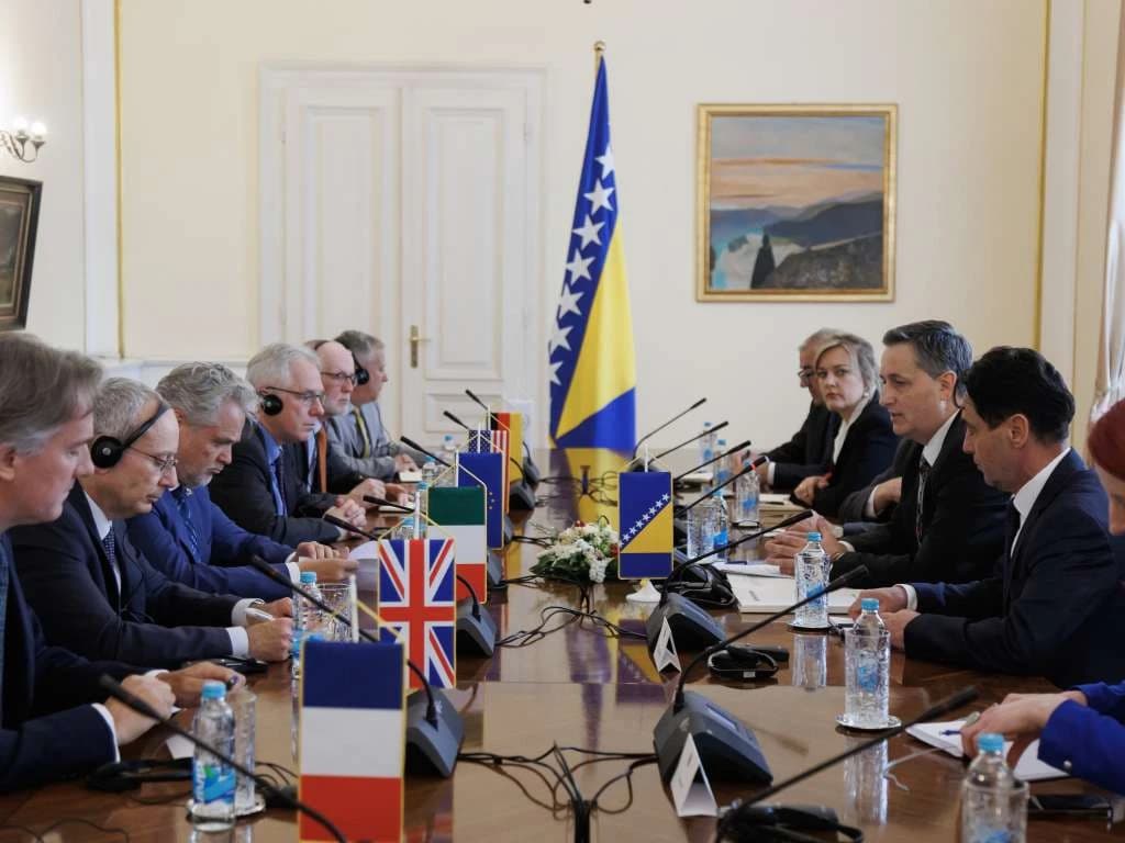 Detalj sa sastanka