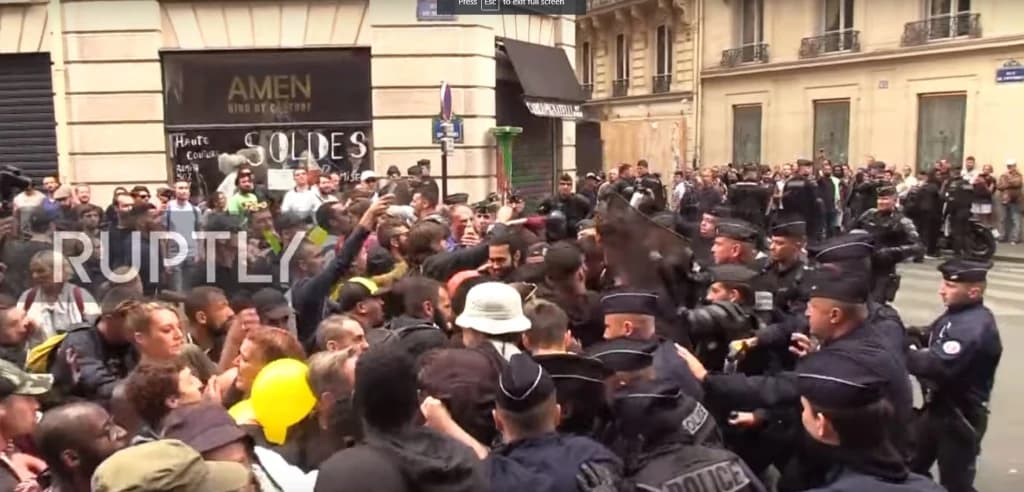 Kako prenose mediji, navodno su uhapsili vođe protesta: Erica Droueta, Maxime Nicolle i Jeromea Rodriguesa