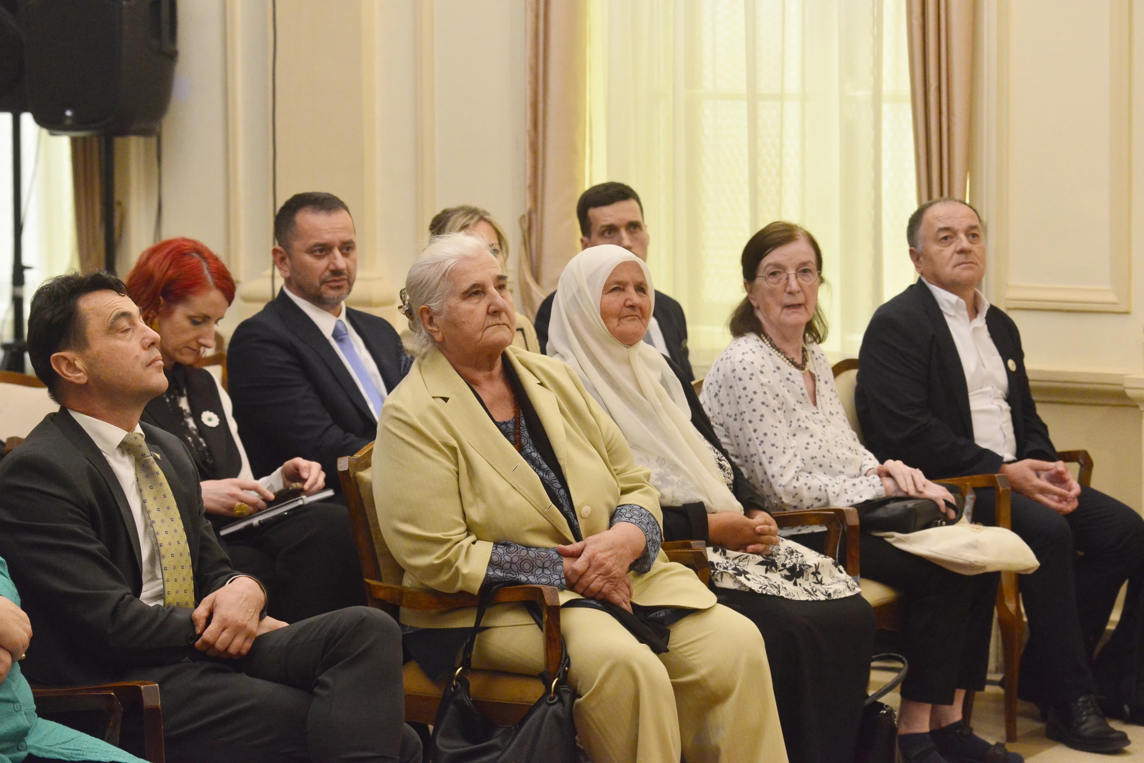 Predstavnici udruženja žrtava na press konferenciji