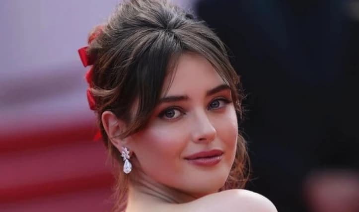 Katherine Langford